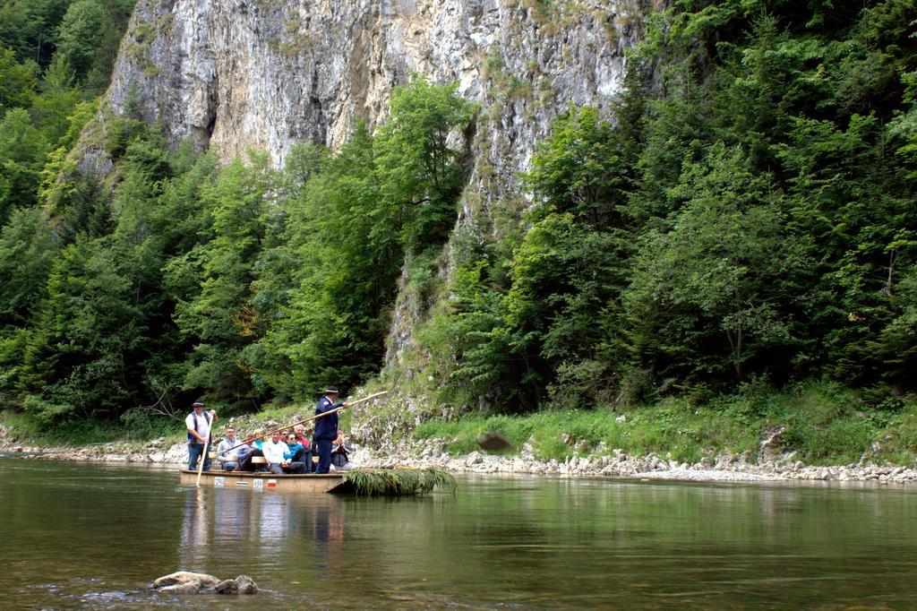 Hotel Nad Przelomem Sromowce Nizne Bagian luar foto