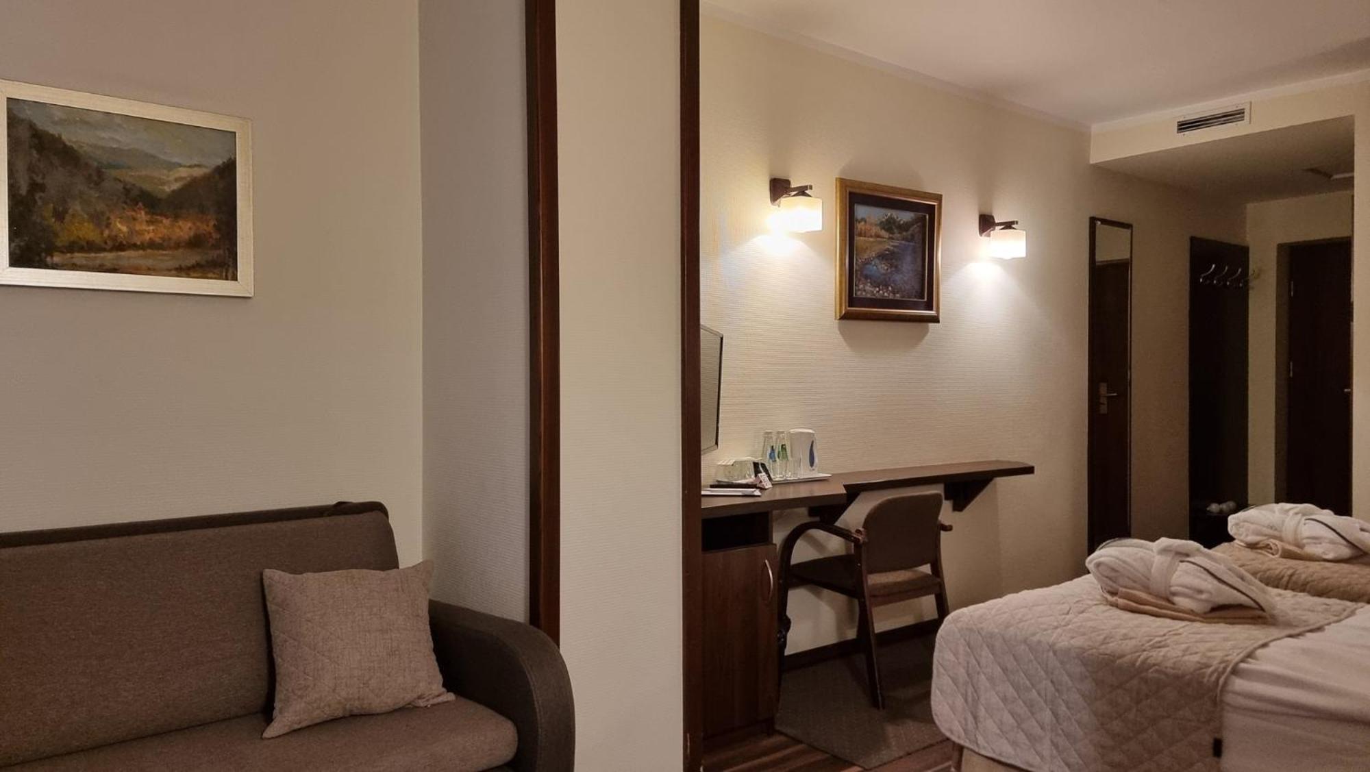 Hotel Nad Przelomem Sromowce Nizne Bagian luar foto