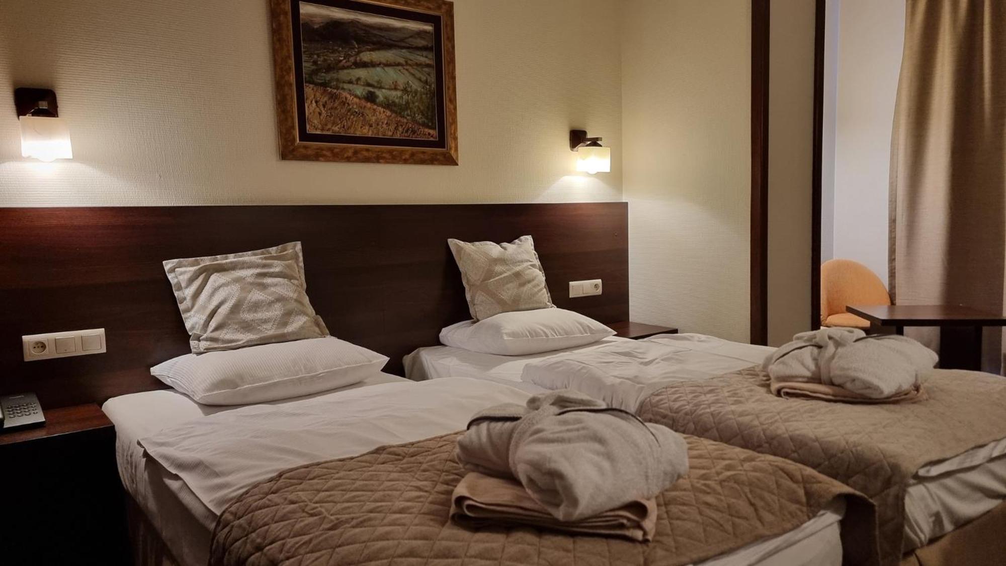 Hotel Nad Przelomem Sromowce Nizne Bagian luar foto